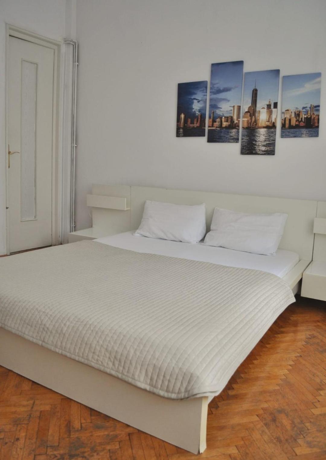 Downtown Apartment Piata Romana Букурещ Екстериор снимка